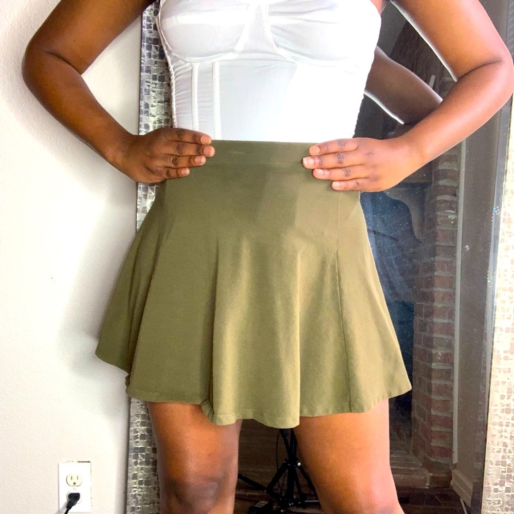 Green skater Mini Skirt